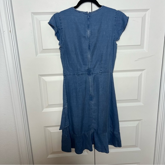 Banana Republic Chambray Denim Dress Women’s Size 2 Back Zip Ruffle Hem - Picture 5 of 8